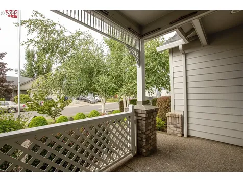 22 Almond Way Creswell OR 97426