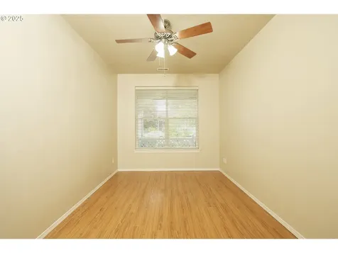 22 Almond Way Creswell OR 97426