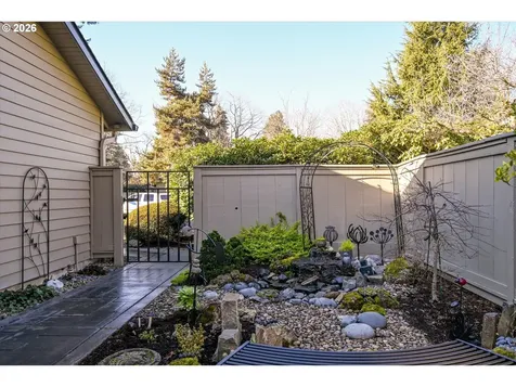 1133 Spyglass Drive Eugene OR 97401