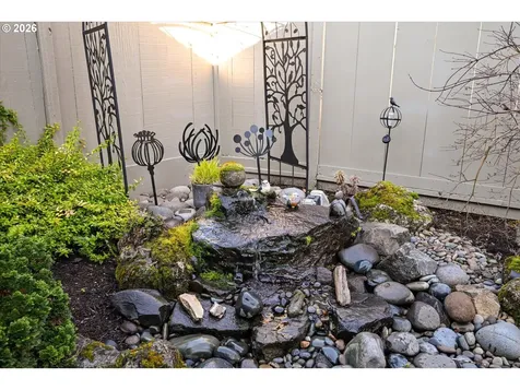 1133 Spyglass Drive Eugene OR 97401