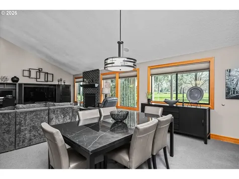 1133 Spyglass Drive Eugene OR 97401
