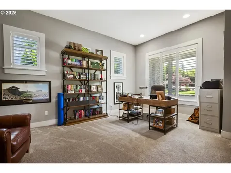 2426 Haskins Road West Linn OR 97068
