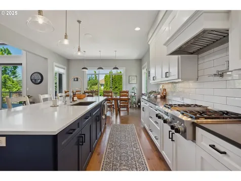 2426 Haskins Road West Linn OR 97068