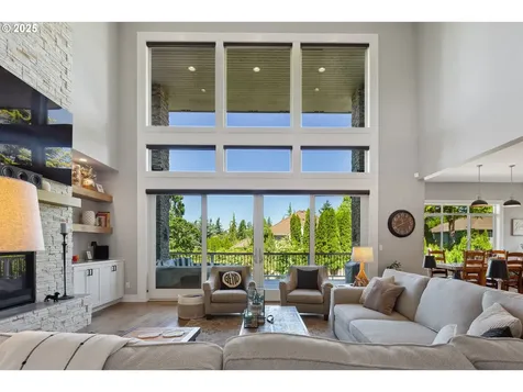 2426 Haskins Road West Linn OR 97068