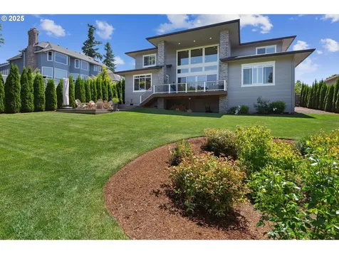 2426 Haskins Road West Linn OR 97068