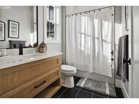 15868 Parker Road Lake Oswego OR 97035