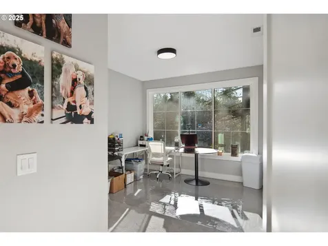 15868 Parker Road Lake Oswego OR 97035