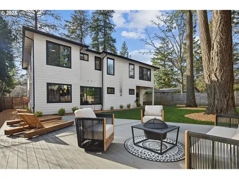 15868 Parker Road Lake Oswego OR 97035