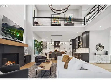 15868 Parker Road Lake Oswego OR 97035