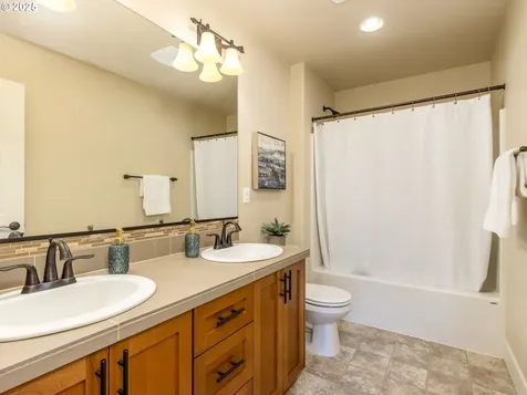 14420 SW Equestrian Lane Beaverton OR 97008