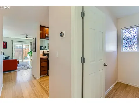 6630 N Seneca Street Portland OR 97203