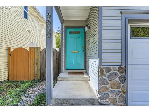 6630 N Seneca Street Portland OR 97203