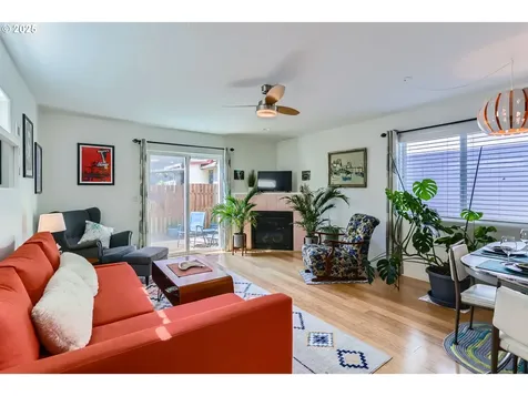 6630 N Seneca Street Portland OR 97203