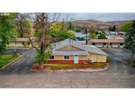 616 Mill Street Maupin OR 97037