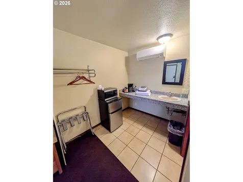 616 Mill Street Maupin OR 97037