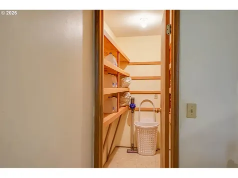 15614 NW 11th Avenue Vancouver WA 98685
