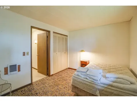15614 NW 11th Avenue Vancouver WA 98685
