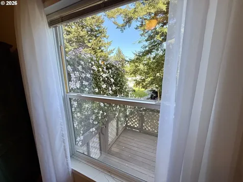 665 Village Pines Drive Coos Bay OR 97420