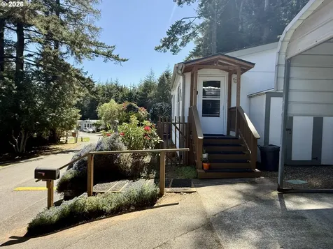 665 Village Pines Drive Coos Bay OR 97420