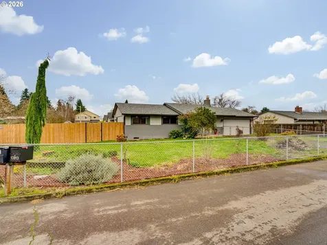 13817 NE 79th Street Vancouver WA 98682