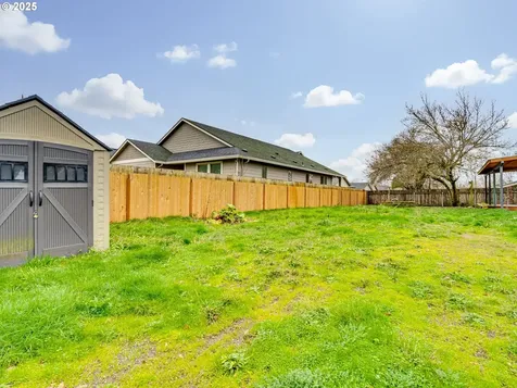 13817 NE 79th Street Vancouver WA 98682