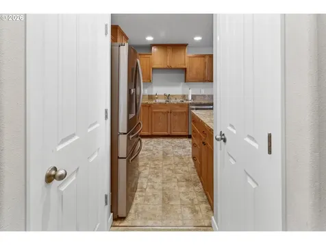 6201 NE 70th Court Vancouver WA 98661