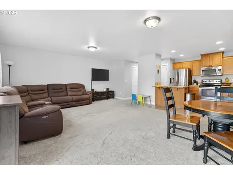 6201 NE 70th Court Vancouver WA 98661