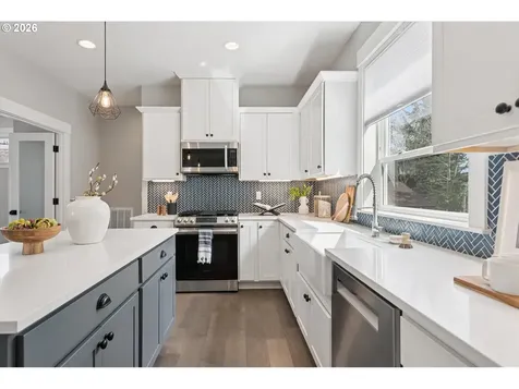 1430 NE 72nd Avenue Portland OR 97213