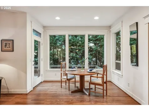 8085 SW Laurelwood Court Portland OR 97225