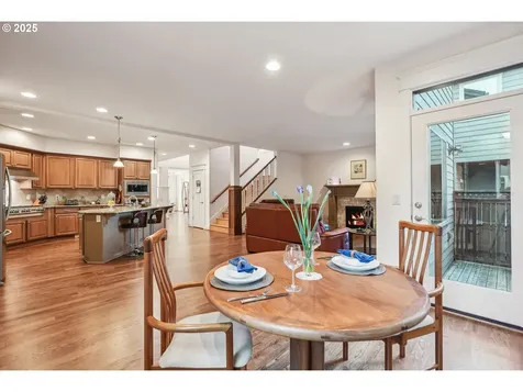 8085 SW Laurelwood Court Portland OR 97225