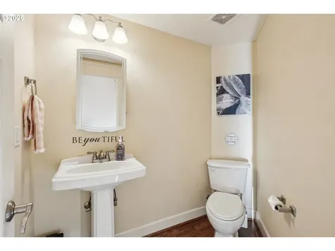 8085 SW Laurelwood Court Portland OR 97225