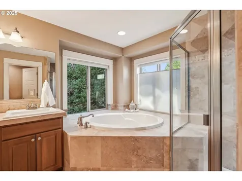 8085 SW Laurelwood Court Portland OR 97225