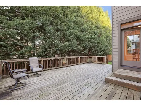 8085 SW Laurelwood Court Portland OR 97225