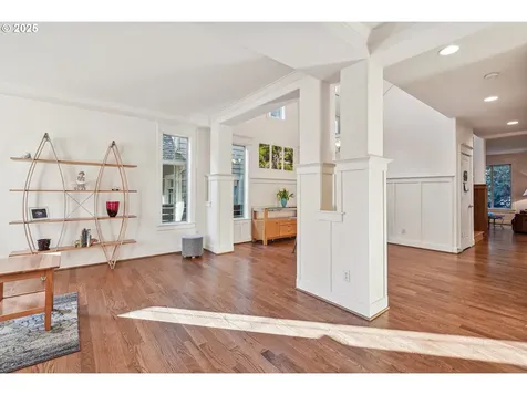 8085 SW Laurelwood Court Portland OR 97225
