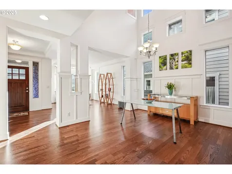 8085 SW Laurelwood Court Portland OR 97225