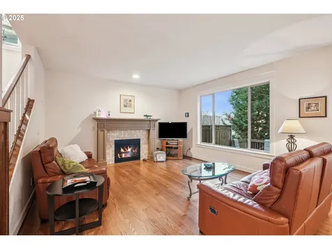 8085 SW Laurelwood Court Portland OR 97225