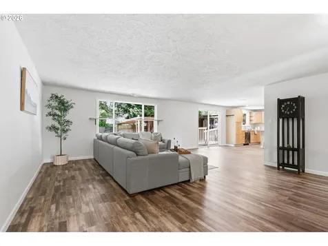 361 Fir Avenue Woodland WA 98674