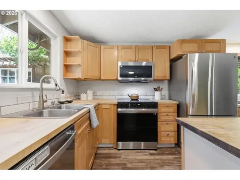 361 Fir Avenue Woodland WA 98674