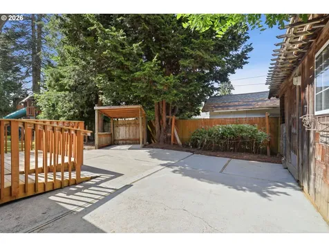 361 Fir Avenue Woodland WA 98674