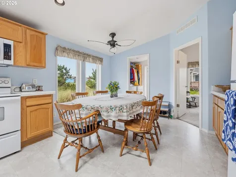 109 NW Sunset Way Waldport OR 97394