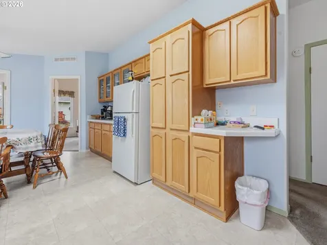109 NW Sunset Way Waldport OR 97394