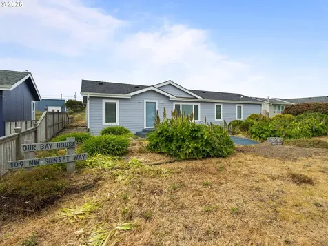 109 NW Sunset Way Waldport OR 97394