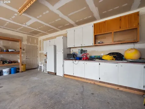 109 NW Sunset Way Waldport OR 97394