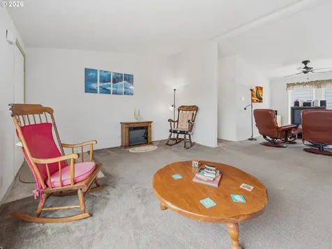 109 NW Sunset Way Waldport OR 97394