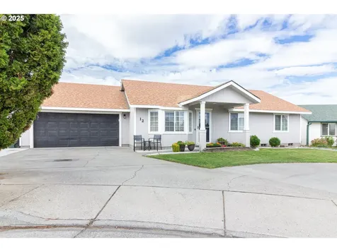 12 Rio Senda Street Umatilla OR 97882