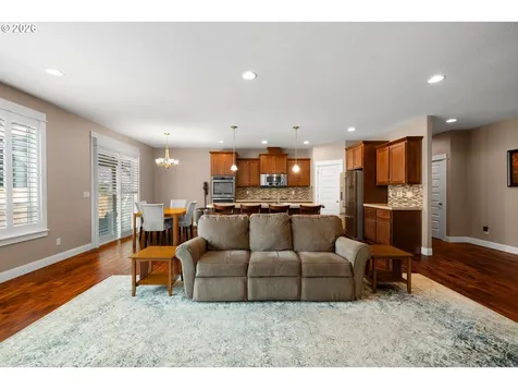 1481 N Fir Street Canby OR 97013