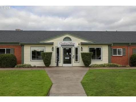 1427 Walton Way Woodburn OR 97071