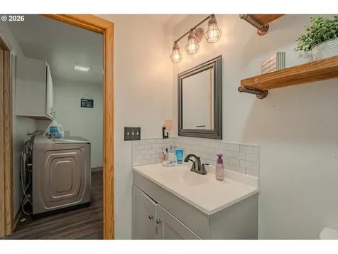 1965 Blacktail Lane Woodland WA 98674