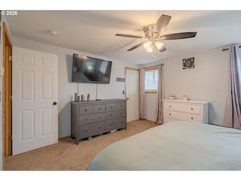 1965 Blacktail Lane Woodland WA 98674