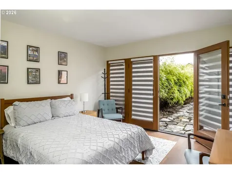 5905 N Wilbur Avenue Portland OR 97217